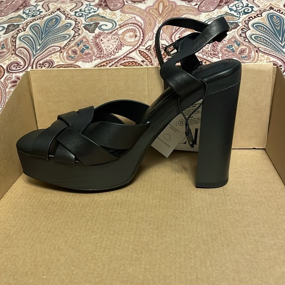NIB Zara high heeled sandal size 36 - Picture 3 of 5